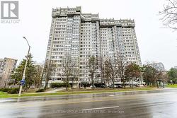 5 - 200 ROBERT SPECK PARKWAY  Mississauga, ON L4Z 1S3