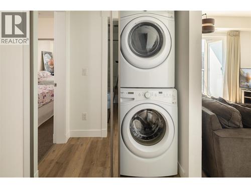 985 Academy Way Unit# 208, Kelowna, BC - Indoor Photo Showing Laundry Room