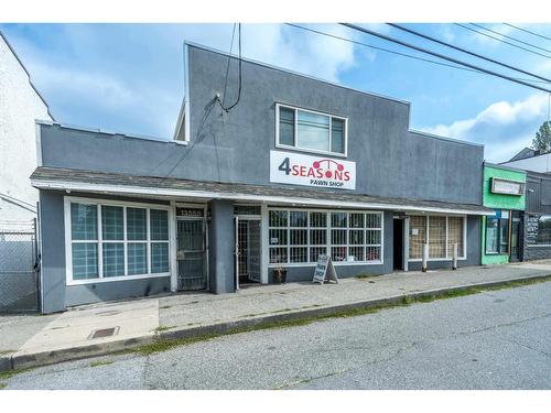 13555 King George Boulevard, Surrey, BC - Outdoor