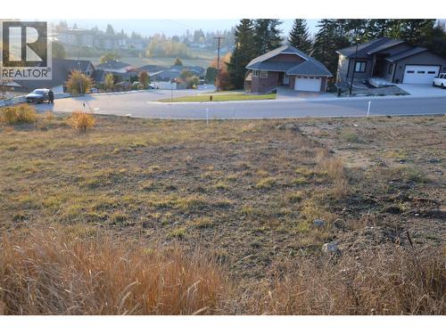 1102 12Th Avenue, Creston, BC 