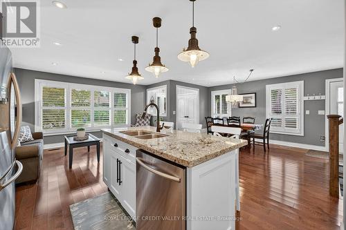 24 Willis Drive, Brampton, ON - Indoor Photo Showing Kitchen With Stainless Steel Kitchen With Double Sink With Upgraded Kitchen