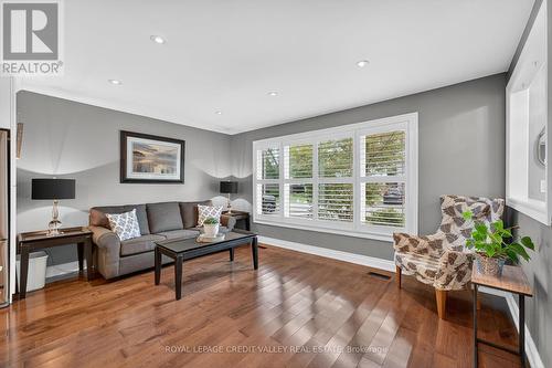 24 Willis Drive, Brampton, ON - Indoor Photo Showing Living Room