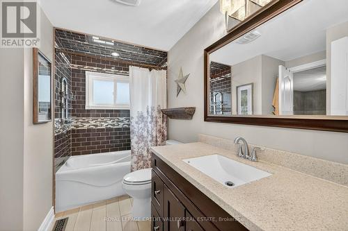 24 Willis Drive, Brampton, ON - Indoor Photo Showing Bathroom