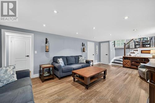 24 Willis Drive, Brampton, ON - Indoor Photo Showing Living Room