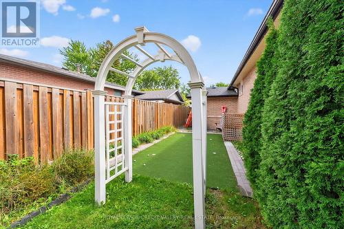 24 Willis Drive, Brampton, ON - Outdoor