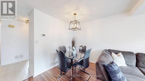 4 William Curtis Circle, Newmarket, ON - Indoor Photo Showing Dining Room