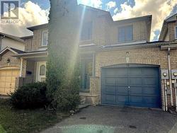 16 CUNNINGHAM DRIVE  Barrie (Ardagh), ON L4N 8L3