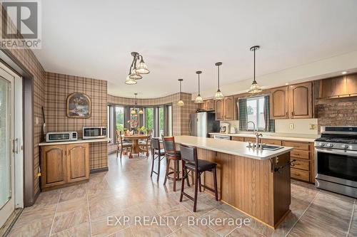 8101 Decker Drive, Middlesex Centre, ON - Indoor Photo Showing Kitchen