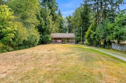 3465 CESSFORD Rd  Courtenay, BC V9J 1R4