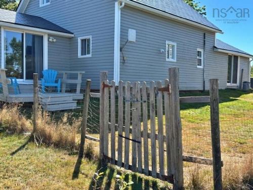 750 Highway 210, Waterloo, NS 