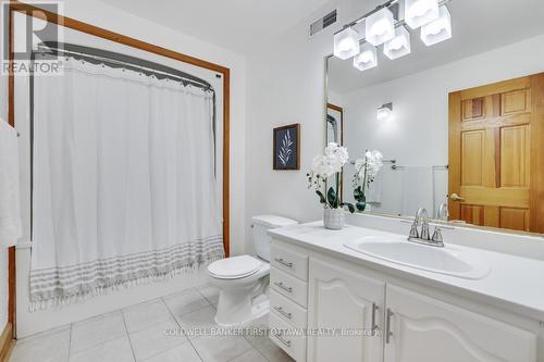 1921 Ramsay Concession 11A Concession E, Mississippi Mills, ON - Indoor Photo Showing Bathroom