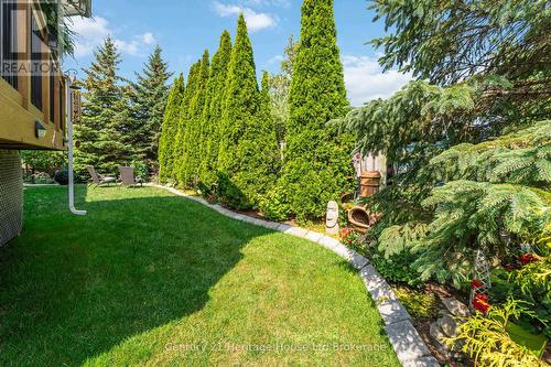 Beautiful backyard - 6295 Townline Road, West Lincoln (Smithville), ON - Outdoor