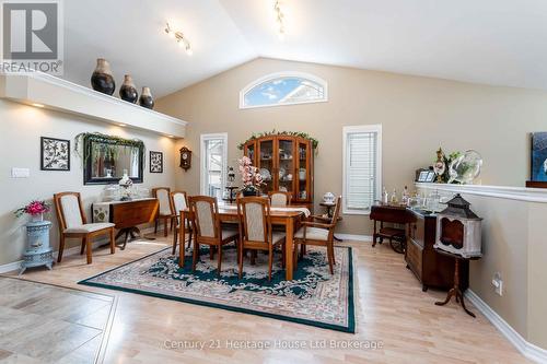 6295 Townline Road, West Lincoln (Smithville), ON - Indoor