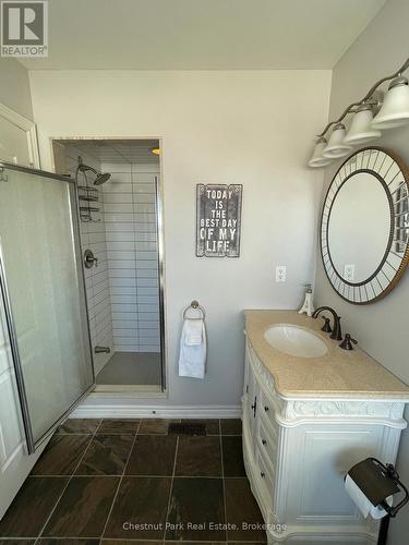 2 Cranberry Quay, Collingwood, ON - Indoor Photo Showing Bathroom