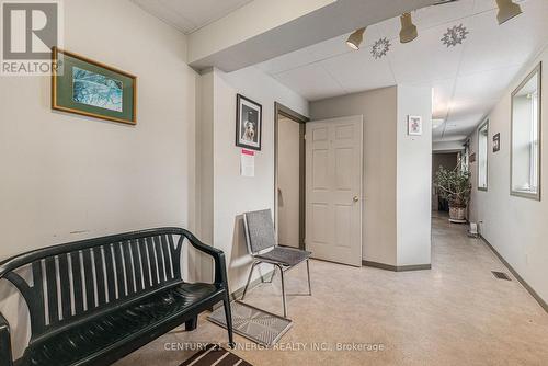 Waiting room Unit 1 - 49 Main Street E, Smiths Falls, ON 