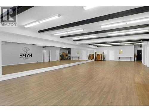 Main - 525 - 527 Lawrence Avenue, Kelowna, BC 