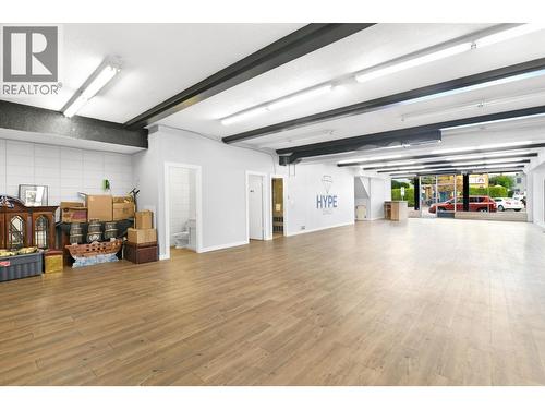 Main - 525 - 527 Lawrence Avenue, Kelowna, BC 