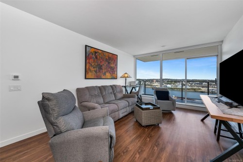 1108-363 Tyee Rd, Victoria, BC - Indoor Photo Showing Living Room