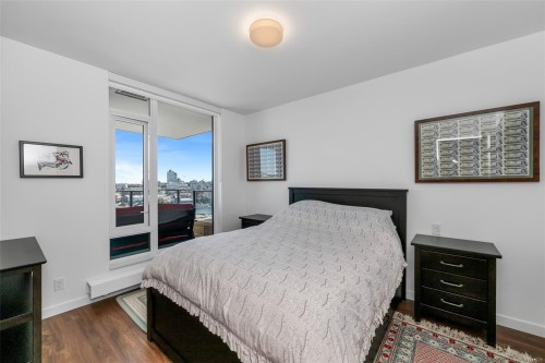1108-363 Tyee Rd, Victoria, BC - Indoor Photo Showing Bedroom