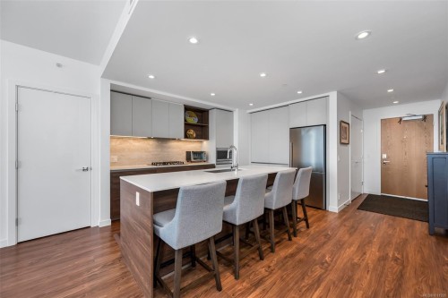 1108-363 Tyee Rd, Victoria, BC - Indoor
