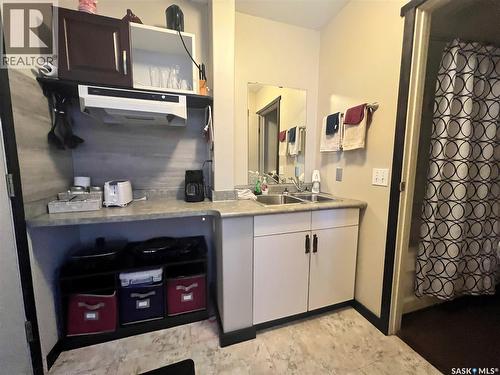 447 Saskatchewan Street, Elbow, SK 