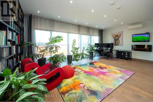 662 Byngmount Avenue, Mississauga, ON - Indoor Photo Showing Living Room