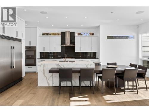 1049 Westpoint Drive, Kelowna, BC - Indoor