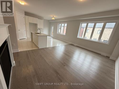 29 Keyworth Crescent, Brampton, ON - Indoor