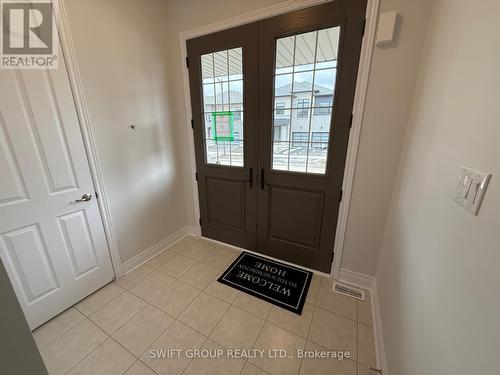 29 Keyworth Crescent, Brampton, ON - Indoor Photo Showing Other Room