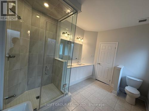 29 Keyworth Crescent, Brampton, ON - Indoor Photo Showing Bathroom
