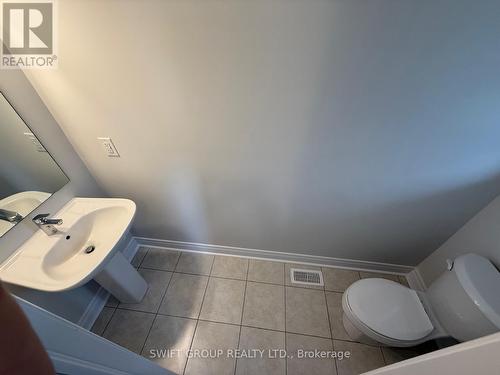 29 Keyworth Crescent, Brampton, ON - Indoor Photo Showing Bathroom