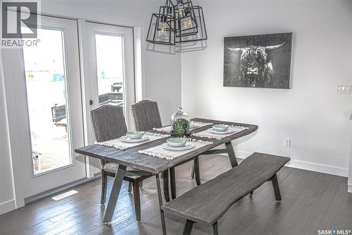 831 Nightingale Road, Saskatoon, SK - Indoor Photo Showing Dining Room