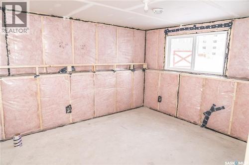 438 Kinloch Crescent, Saskatoon, SK - Indoor