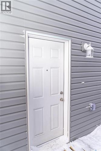 438 Kinloch Crescent, Saskatoon, SK - Outdoor With Exterior