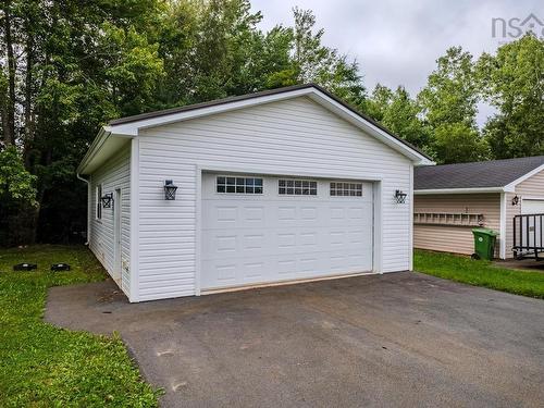 122 Meadowland Ave, Bible Hill, NS 