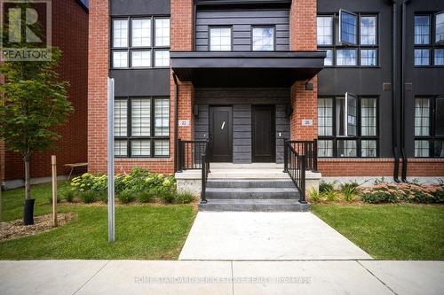 22 Chesley Street, Vaughan, ON - Outdoor With Facade