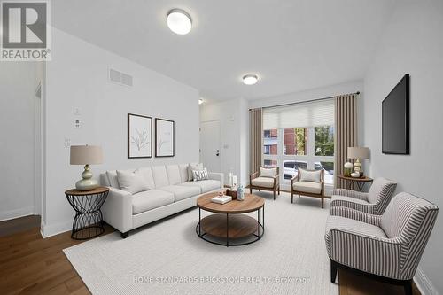 22 Chesley Street, Vaughan, ON - Indoor Photo Showing Living Room