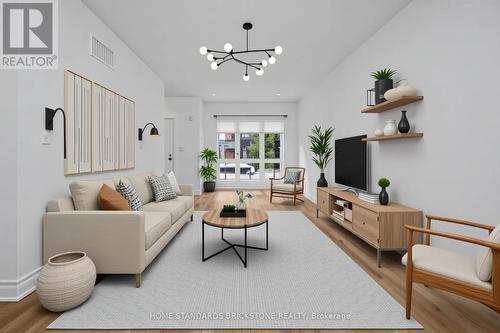 22 Chesley Street, Vaughan, ON - Indoor Photo Showing Living Room
