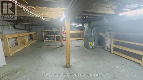 935 Barton Street E, Hamilton, ON 