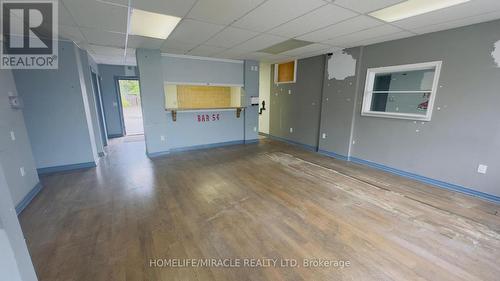 935 Barton Street E, Hamilton, ON 