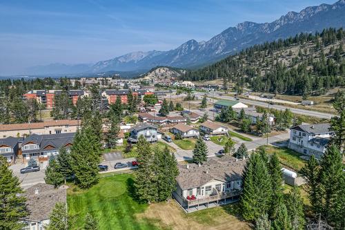 103-4880 Edelweiss Street, Radium Hot Springs, BC - Outdoor With View