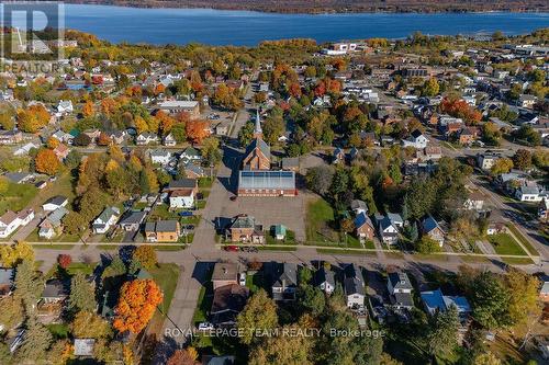 450 D'Arcy Street, Pembroke, ON - Outdoor With Body Of Water With View