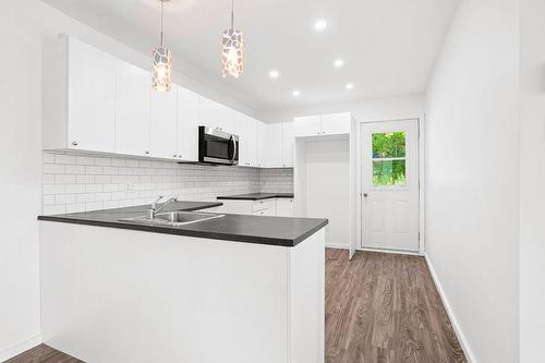 Kitchen - 885 Route 329 S., Sainte-Agathe-Des-Monts, QC - Indoor Photo Showing Kitchen With Double Sink