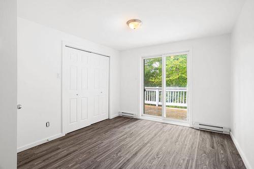 Primary bedroom - 885 Route 329 S., Sainte-Agathe-Des-Monts, QC - Indoor Photo Showing Other Room