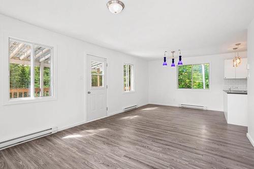 Other - 885 Route 329 S., Sainte-Agathe-Des-Monts, QC - Indoor Photo Showing Other Room