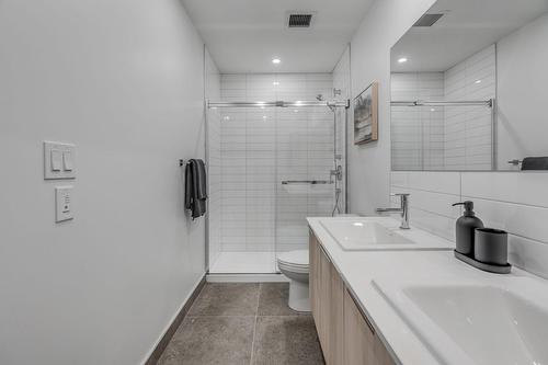 Salle de bains attenante à la CCP - 1305-475 Av. Ernest-Gagnon, Québec (La Cité-Limoilou), QC - Indoor Photo Showing Bathroom