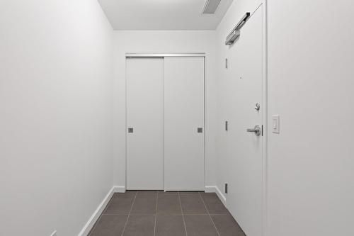 Hall d'entrée/Vestibule - 103-1180 Rue Louis-Adolphe-Robitaille, Québec (La Cité-Limoilou), QC - Indoor Photo Showing Other Room