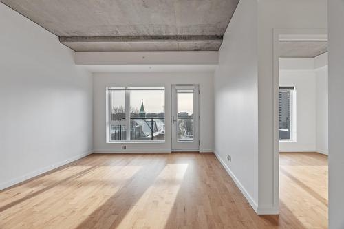 Salon - 103-1180 Rue Louis-Adolphe-Robitaille, Québec (La Cité-Limoilou), QC - Indoor Photo Showing Other Room