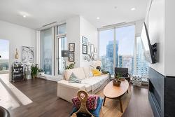 PH11-1188 Rue St-Antoine O.  Montréal (Ville-Marie), QC H3C 1B4