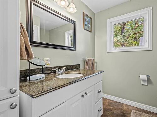 320 Main Street W, Stewiacke, NS 